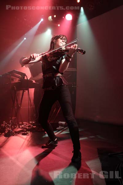 LINDSEY STIRLING - 2013-01-18 - PARIS - La Maroquinerie - 